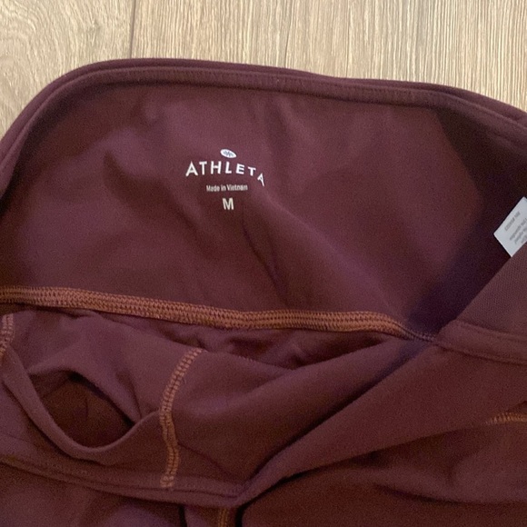 Athleta | Cropped Maroon Leggings with Side Detailing | Size Medium - Picture 6 of 7